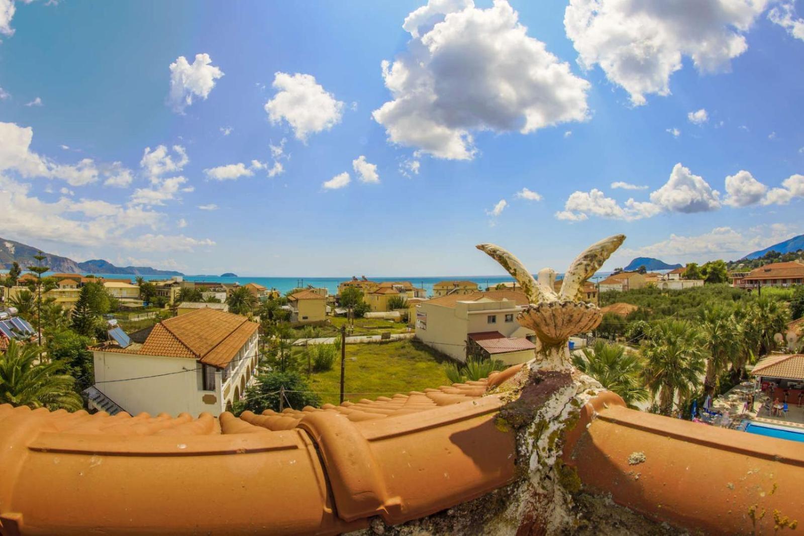 Hotel Holidays