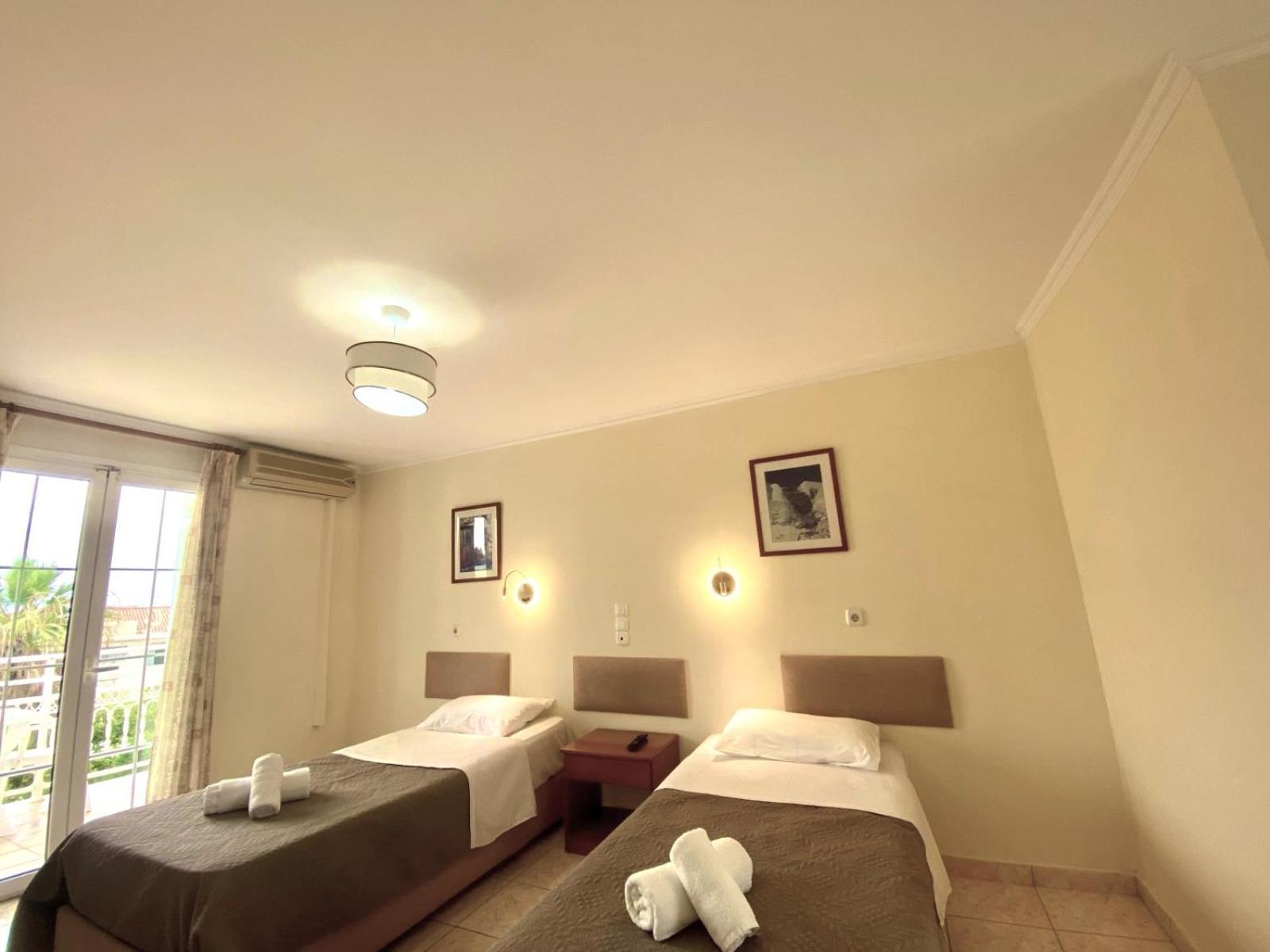Hotel Holidays